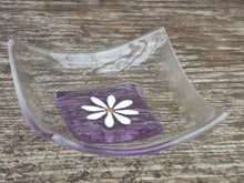 Load image into Gallery viewer, Daisy Ring Dish - Loved By Lotus