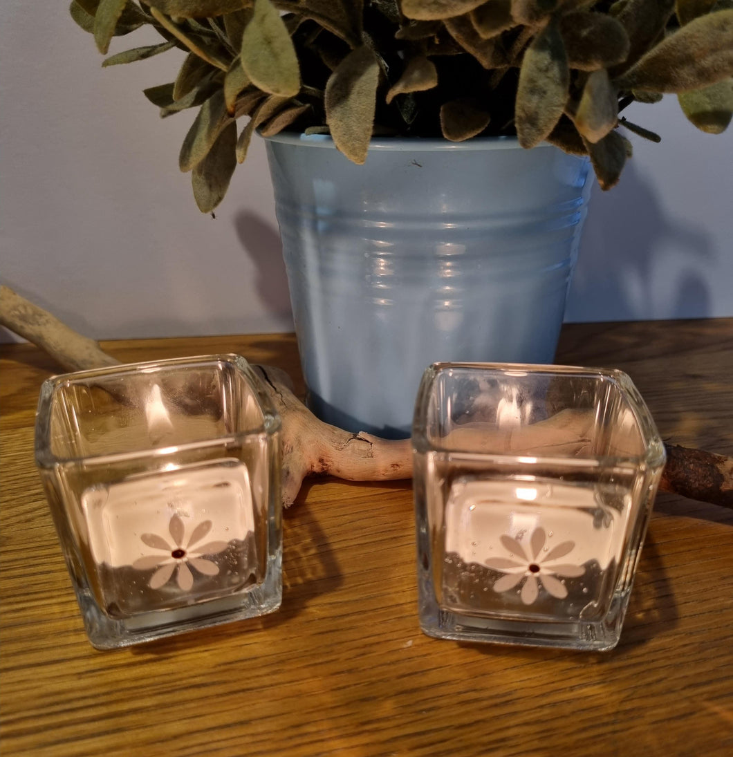 Pair of Daisy Tealight Holders - Clear - Loved By Lotus