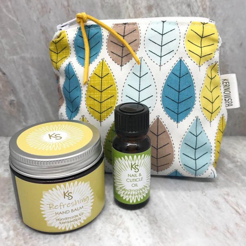 Helping Hands Gift Set - Loved By Lotus